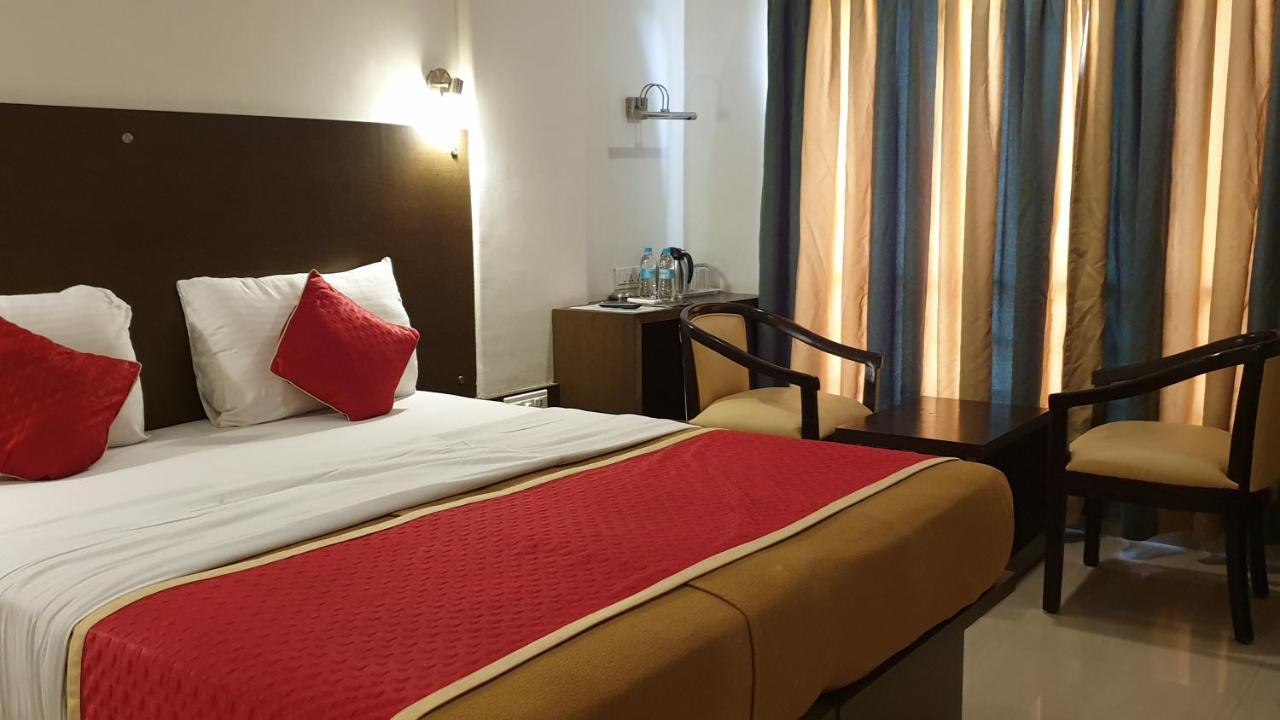 Resort Silver Hills Lonavala Exterior foto