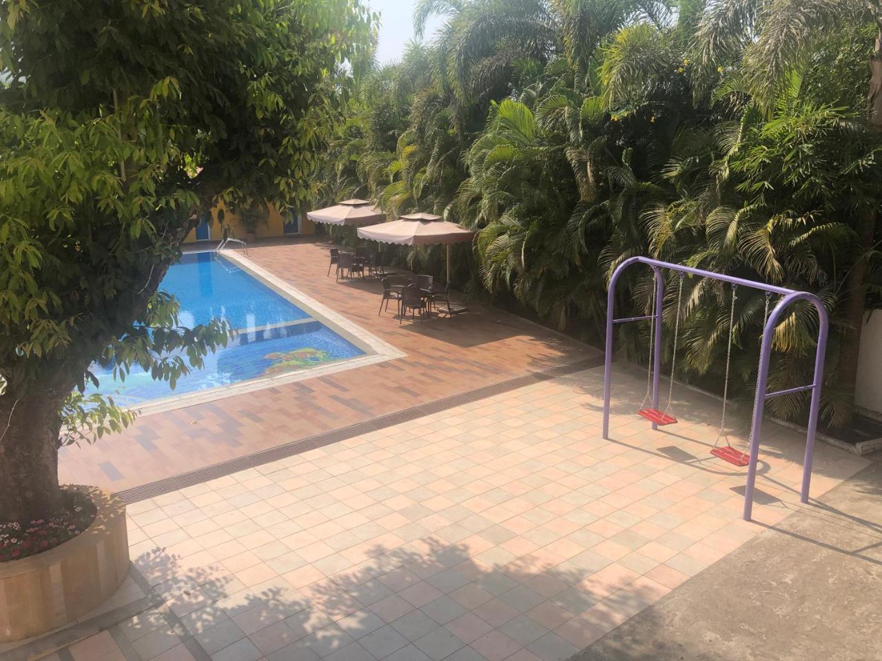 Resort Silver Hills Lonavala Exterior foto