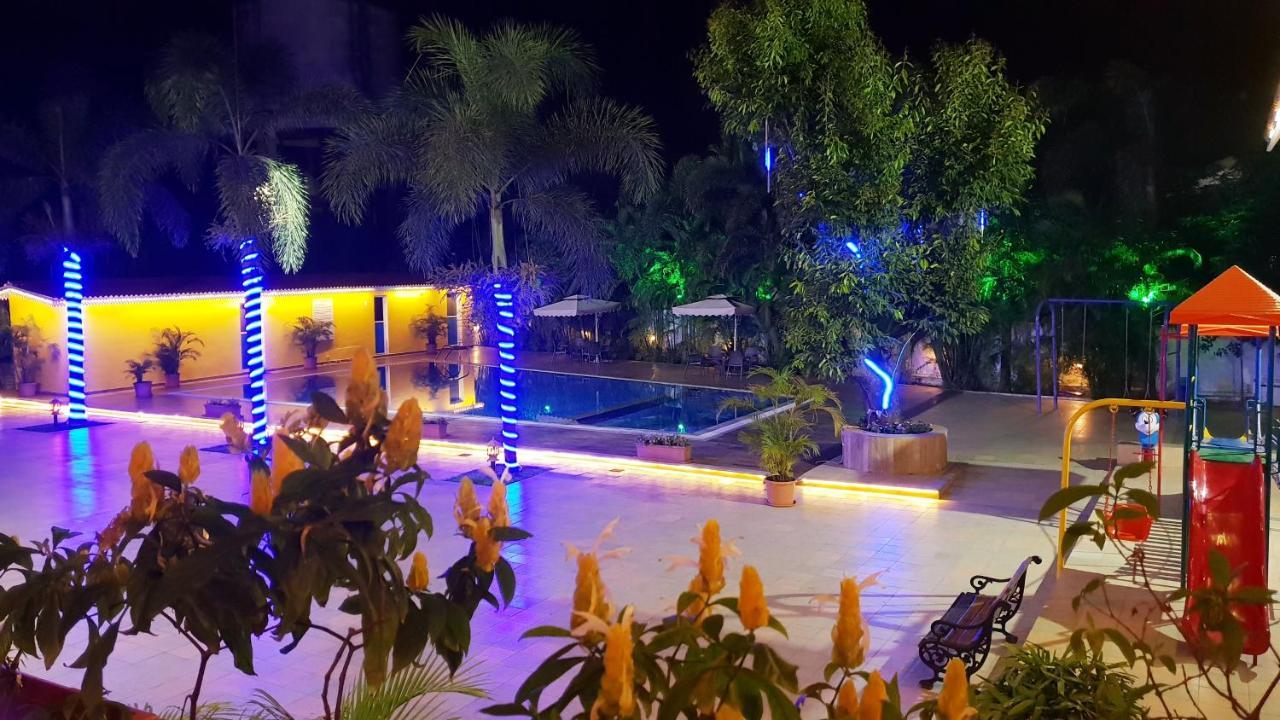 Resort Silver Hills Lonavala Exterior foto